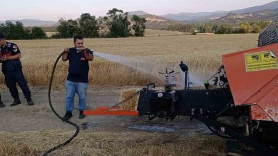 Bolu’da tarlada balya makinesinin çıkarttığı kıvılcım sebebiyle anızlar tutuştu. Balya