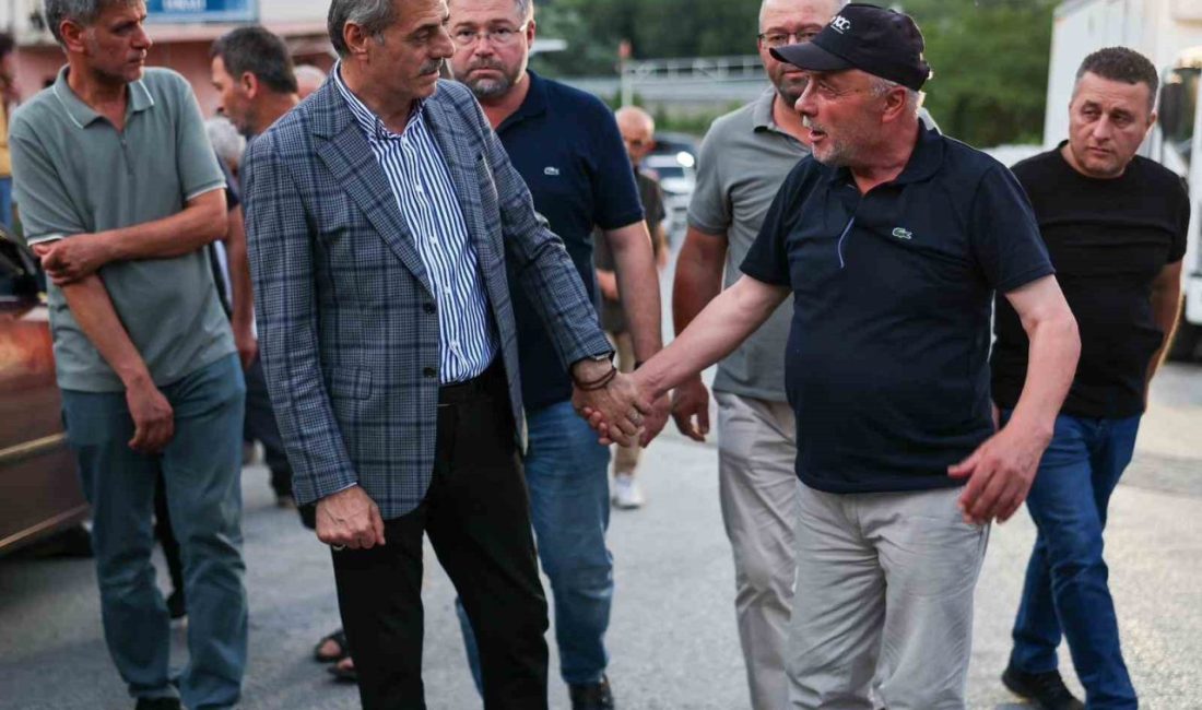Sakarya Büyükşehir Belediye Başkanı Yusuf Alemdar, Geyve’de orman yangınlarının yaşandığı