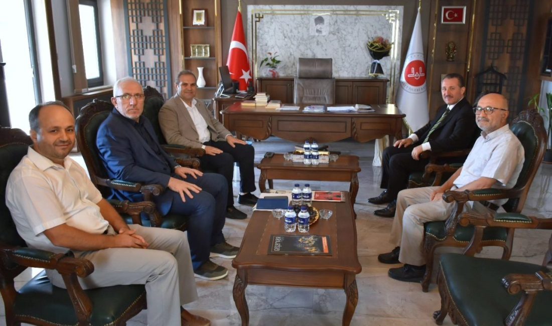 Başkan Aykut Dilsiz’den Müftü Ahmet Dilek’e ziyaret Bayırköy Belediye Başkanı Aykut Dilsiz, Bilecik İl Müftüsü Ahmet Dilek’i