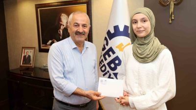 Gebze Belediye Başkanı Zinnur Büyükgöz, Liselere Geçiş Sistemi (LGS) sınavında