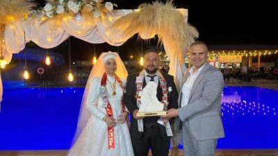 Bayırköy Belediye Başkanı Aykut Dilsiz, Meclis üyeleriyle birlikte Bayırköy’ün sevilen