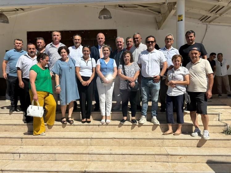 Başkan Dilsiz hafta sonunu dolu dolu geçirdi Bayırköy Belediye Başkanı Aykut Dilsiz, hafta sonunu cemiyetlere katılarak geçirdi.