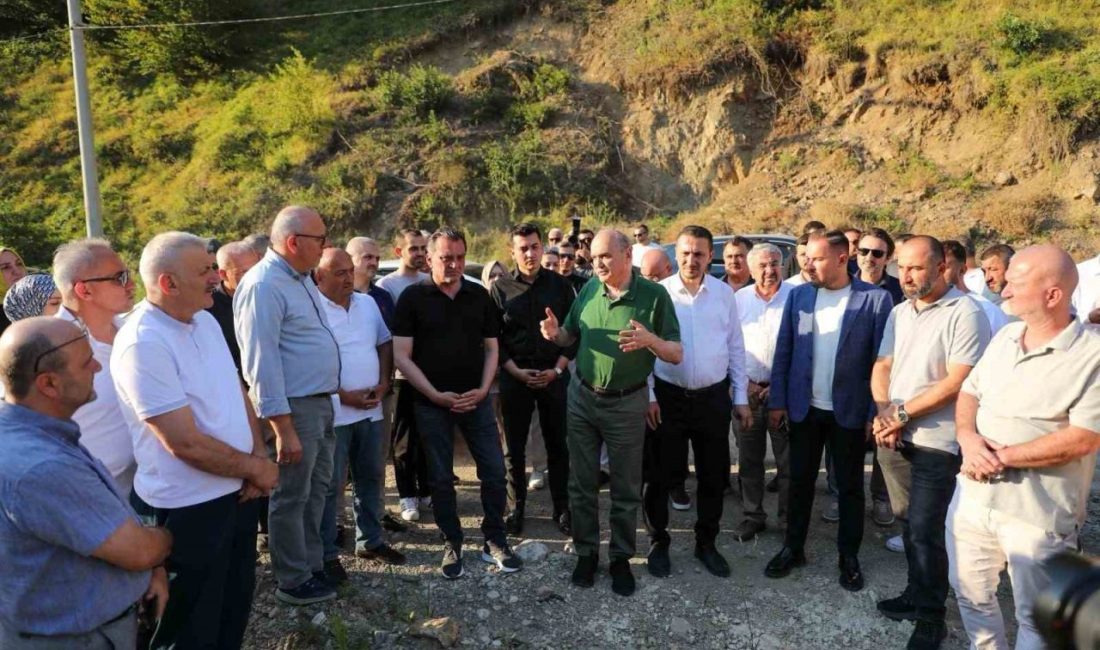 Başkan Özlü, içme suyu yatırım projesini tanıttı Düzce Belediye Başkanı Dr. Faruk Özlü, AK Parti Düzce İl