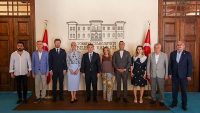 Bilecik Belediye Başkanı Melek Mızrak Subaşı, belediye meclis üyeleriyle birlikte
