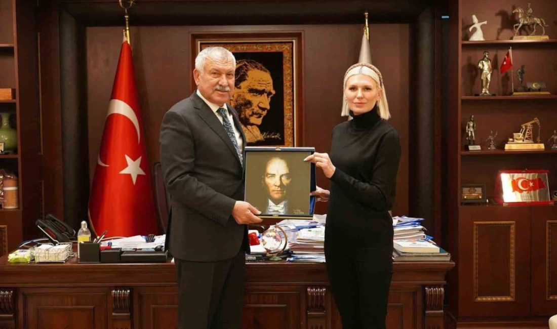 Başkan Subaşı’dan Başkan Karalar’a destek Bilecik Belediye Başkanı Melek Mızrak Subaşı, Adana Büyükşehir Belediye Başkanı