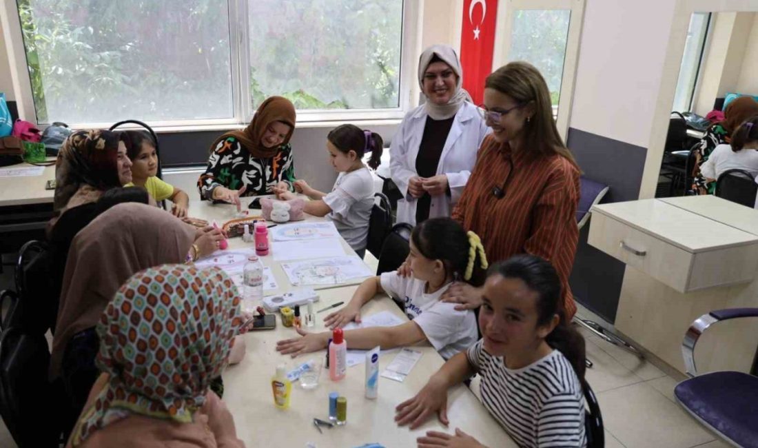 Kocaeli Büyükşehir Belediyesi Başkan Vekili Berna Abiş, KO-MEK yaz kurslarını