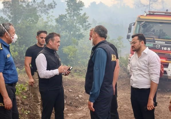 Bilecik Valisi Faik Oktay Sözer, Bilecik’teki yangına karadan ve havadan