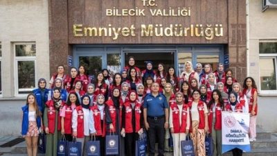 “Damla Gönüllülük Hareketi” projesi kapsamında Bilecik’e gelen gönüllü gençler İl