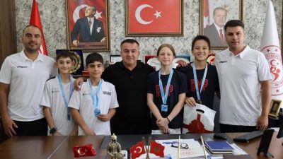 Bolu Olimpik Kapalı Yüzme Havuzunda düzenlenen 10-11-12 yaş Ulusal Gelişim