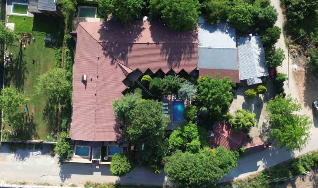 Kocaeli’nin gözde turizm merkezlerinden Kartepe’de faaliyet gösteren bir doğa oteli,