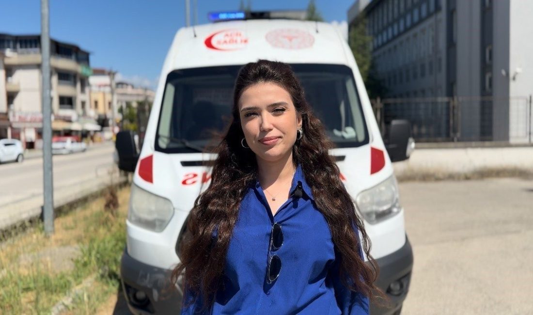 Boğulmalara anında müdahale ediyorlar Karadeniz’e kıyısı olan Düzce’de boğulma vakalarına hızla müdahale eden ambulans