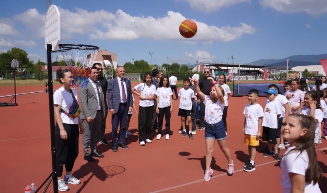 Bolu’da Gençlik ve Spor Bakanlığı (GSB) Spor Okulları’nın açılışı gerçekleştirildi.