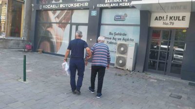 Kocaeli Büyükşehir Belediyesi zabıta ekipleri, günlük rutin çalışmalarının yanı sıra