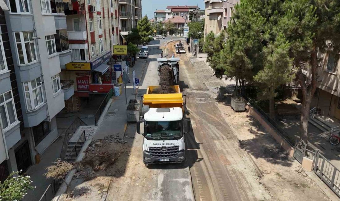 Darıca’daki Ali Arıcan Caddesi yenileniyor Darıca’da bulunan Ali Arıcan Caddesi; asfalt, kaldırım ve dekoratif aydınlatma