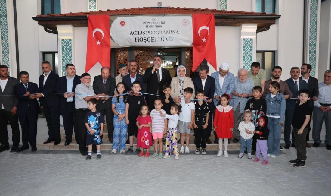 Depremde ağır hasar gören caminin yerine yenisi yapıldı DÜZCE(İHA) – Düzce’de 23 Kasım 2022’de meydana gelen ve ağır