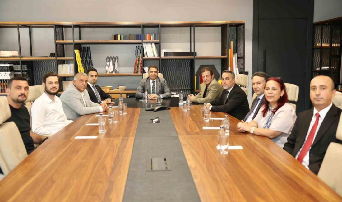 Düzce ekonomisine destek verenlere ziyaret DÜZCE (İHA) – Düzce Valisi Selçuk Aslan, kentin ekonomisi ve