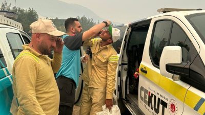 Düzce İl Sağlık Müdürlüğü’ne bağlı UMKE ekibi Karabük’teki orman yangınında