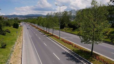 7 derece artacağı ve 35 dereceye kadar yükseleceği bildirildi. Özellikle