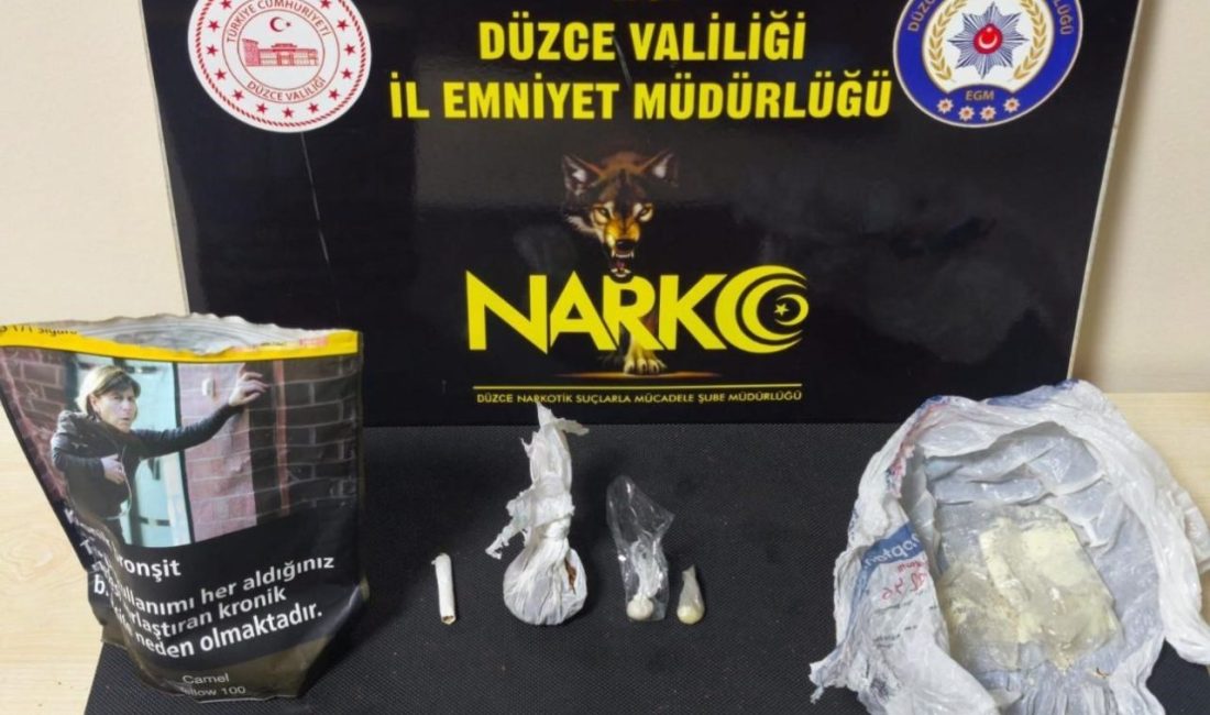Düzce’de uyuşturucu operasyonunda 1 kişi tutuklandı DÜZCE(İHA) – Düzce’de polis ekipleri tarafından yapılan operasyonda bir miktar