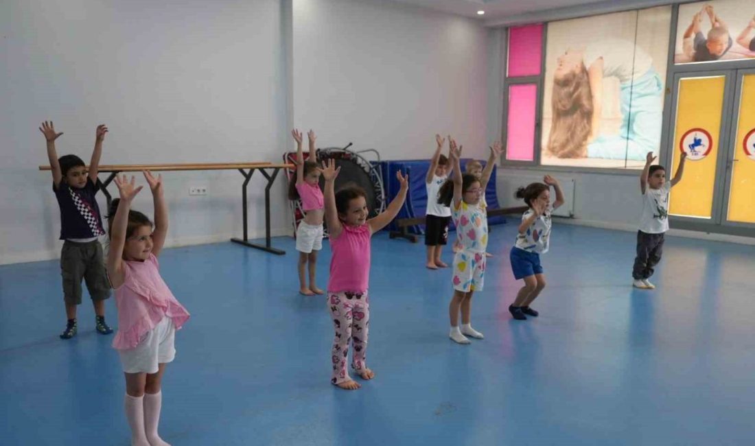 Düzce Belediyesi Çocuk Üniversitesi’nde yaz kursları başladı. 30 Haziran-15 Ağustos