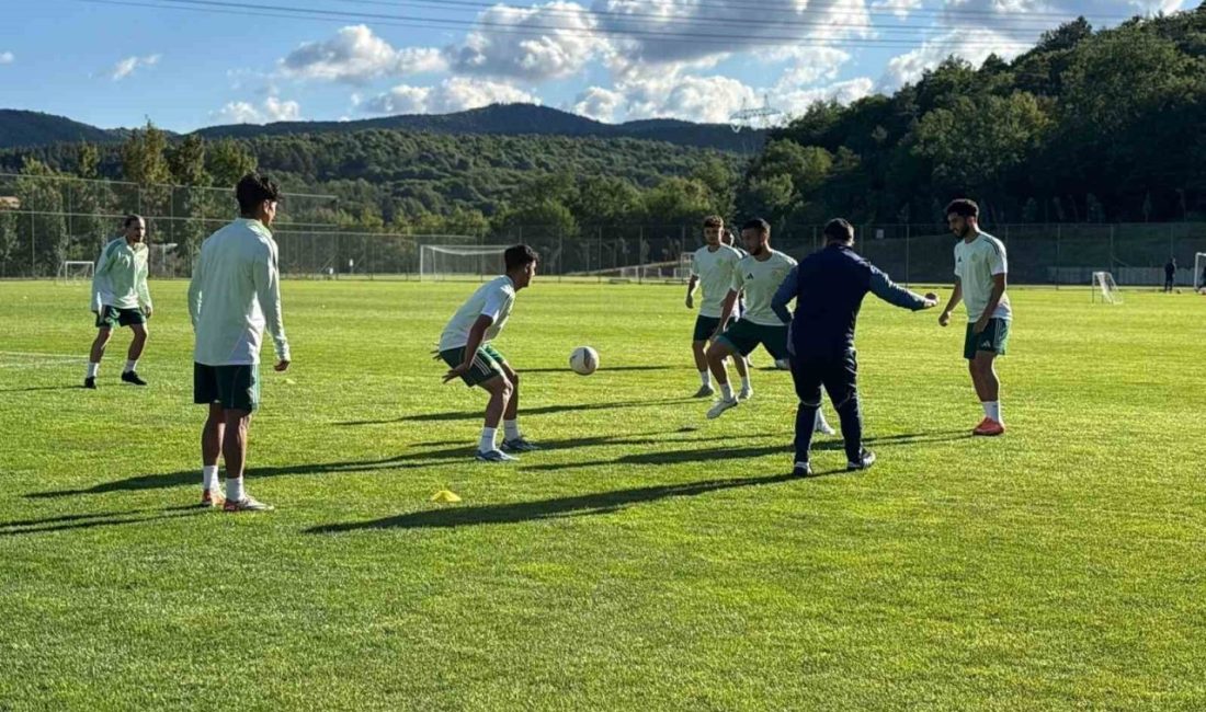 Trendyol 1. Lig ekiplerinden Esenler Erokspor, yeni sezon hazırlıkları kapsamında