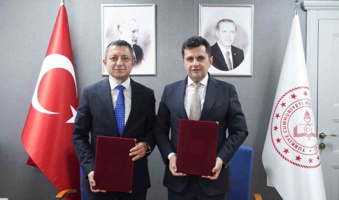 Ford Otosan, Millî Eğitim Bakanlığı iş birliğiyle üretim deneyimini eğitimle