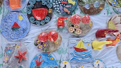 Gölcük Belediyesi Engelsiz Yaşam Merkezi’ndeki kurslarda eğitim gören özel bireyler,