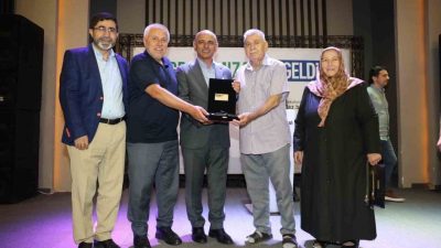 Körfez Belediye Başkanı Şener Söğüt, bu yıl hac farizasını yerine