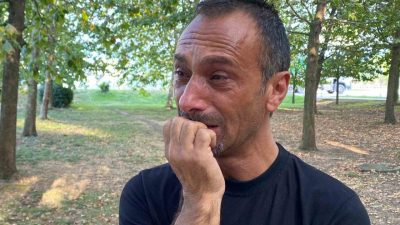 Kocaeli’de yaşayan Zülfi Satar, 3 yaşındaki sağır kedisi Pars’ın kaybolmasının