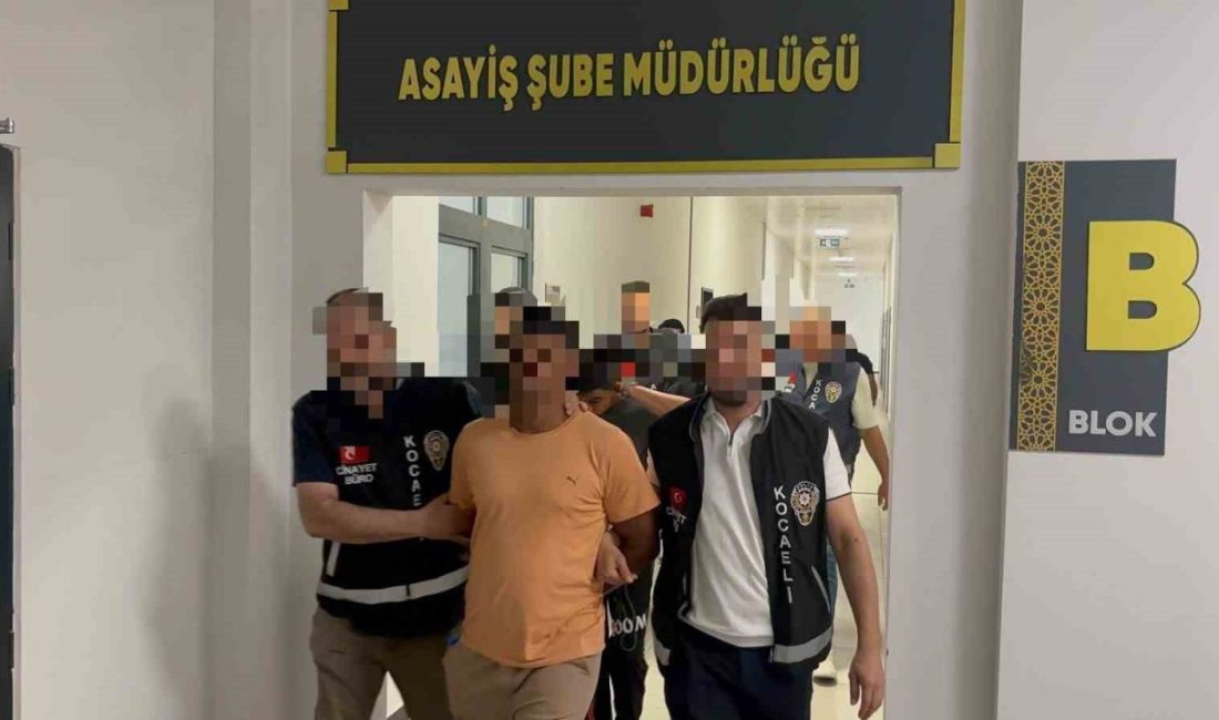 İki kişi av tüfeğiyle vurulmuştu: 6 şüpheliden 3’ü tutuklandı Kocaeli’nin Kandıra ilçesinde sokak üzerinde çıkan kavgada 2 kişinin av