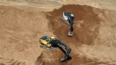 Körfez ilçesindeki İlimtepe Mahallesi’nde yeni mezarlık yapılıyor. Kocaeli Büyükşehir Belediyesi,