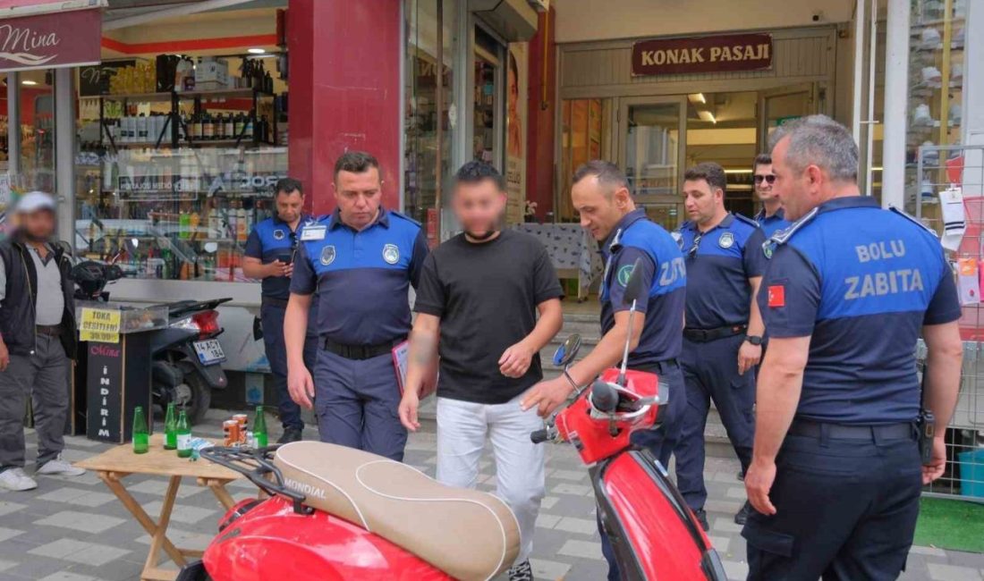 Bolu’da zabıta ekipleri yaptıkları denetimde, kaldırıma konumlandırılmış satış tezgahları, masa