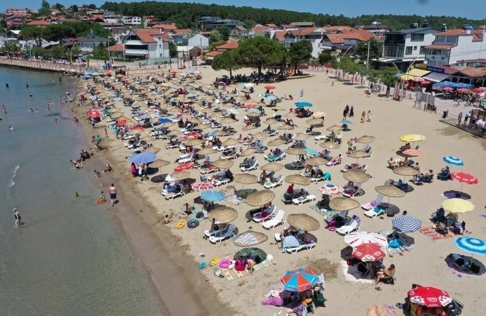 Kocaeli’nin Kandıra ilçesinde olumsuz deniz şartları sebebiyle cuma ve cumartesi