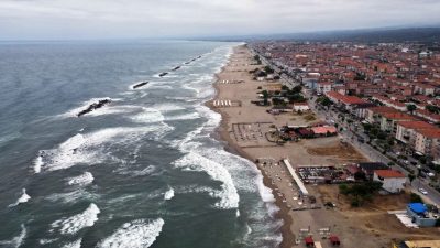 Sakarya’nın Kocaali ve Kaynarca ilçelerinin ardından Karasu’da da denize giriş