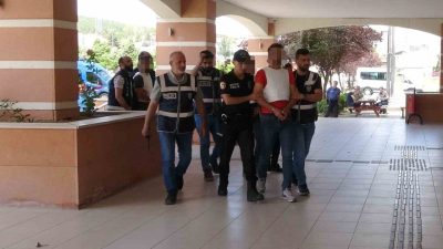 Kastamonu’da kardeşin öldüğü, ağabeyinin de yaralandığı silahlı ve bıçaklı kavgayla