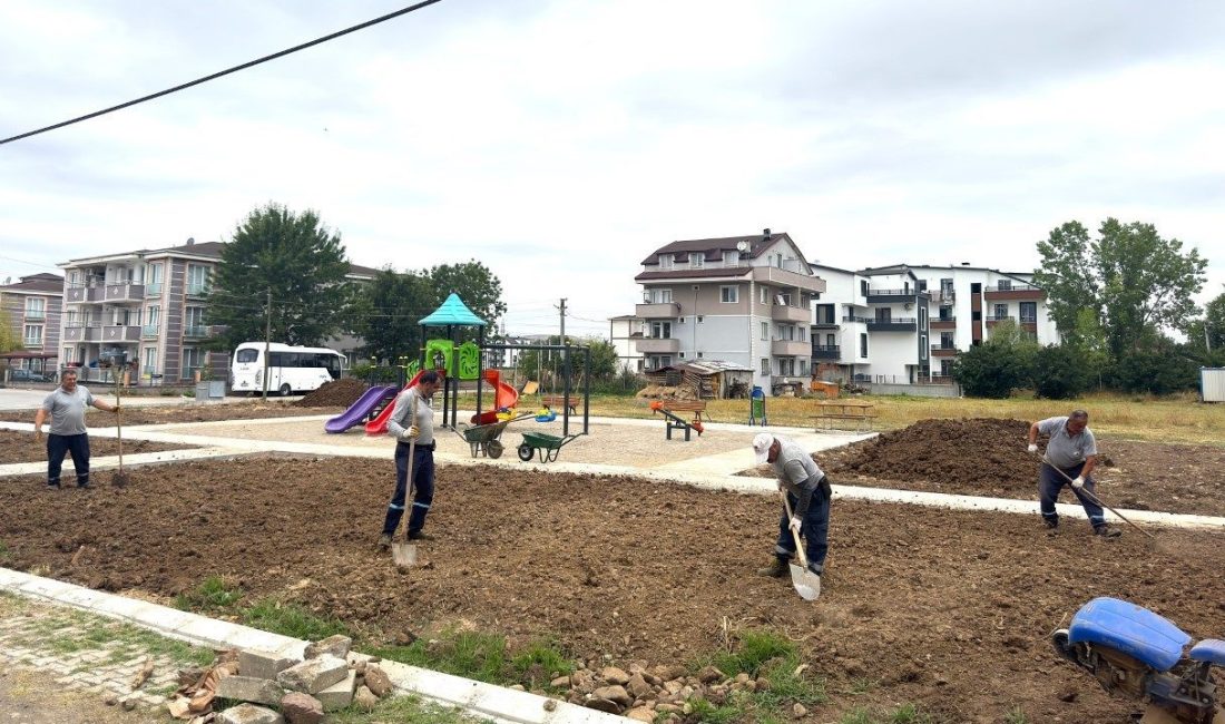Kartepe Belediyesi Park ve Bahçeler Müdürlüğü’nün Uzunçiftlik Mahallesi’ne kazandırdığı parkın