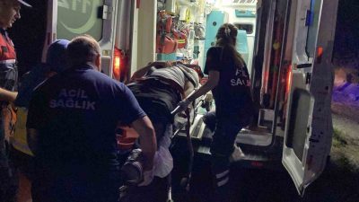 Kastamonu’da sürücüsünün direksiyon hakimiyetini kaybetmesi neticesinde yolun karşı şeridine geçen