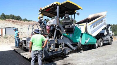 Sakarya Büyükşehir Belediyesi, sürdürdüğü yoğun mesaiyle Kaynarca ulaşımında yeni bir