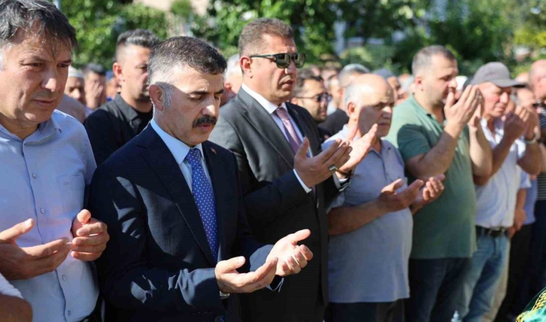 Kazada ölen güvenlik görevlisi son yolculuğuna uğurlandı DÜZCE (İHA) – Düzce’de geçirdiği trafik kazası sonrasında hayatını kaybeden