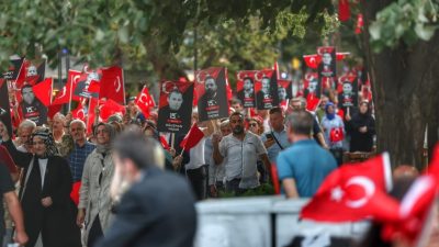 15 Temmuz darbe girişiminin 9. yıl dönümünde Kocaelililer, “Zaferin Adı