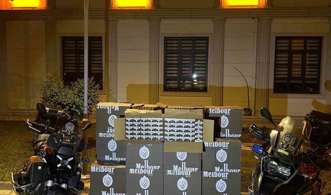 Kocaeli’de bin 500 paket bandrolsüz sigara ele geçirildi Kocaeli’de durdurulan araçta yapılan aramada bin 500 paket bandrolsüz sigara