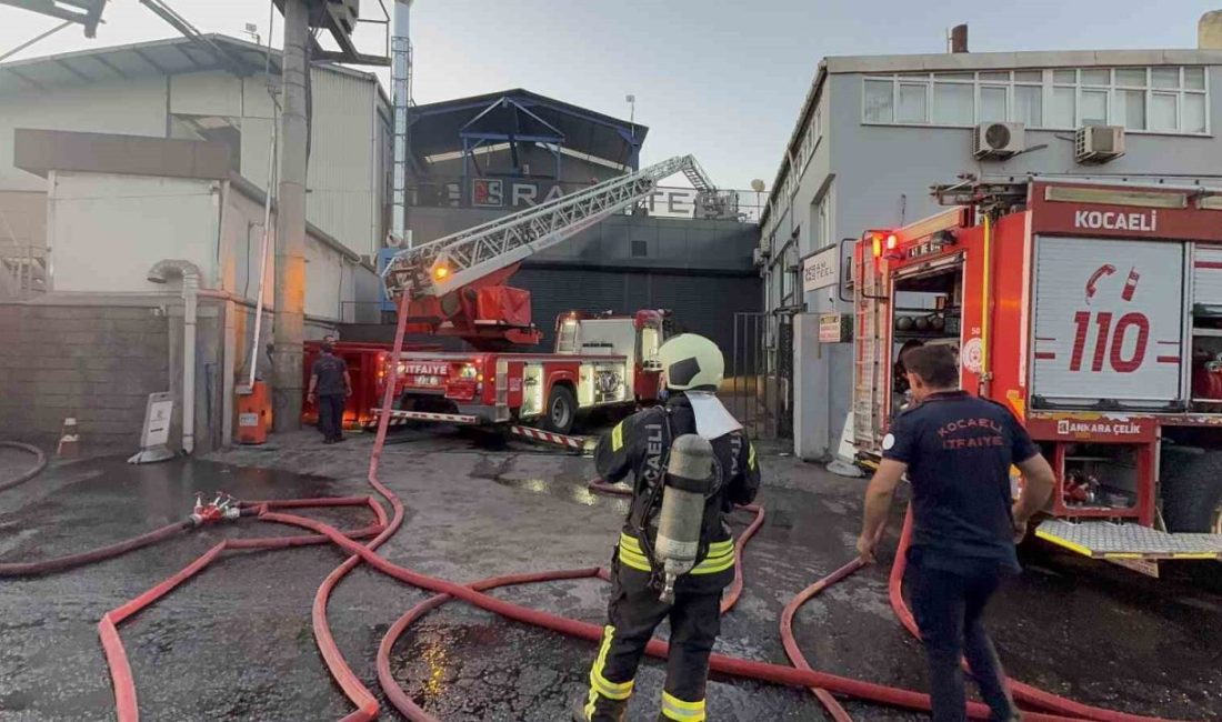Kocaeli’de demir çelik fabrikasında yangın Kocaeli’nin Gebze ilçesinde bir demir çelik fabrikasının kompresör bölümünde çıkan