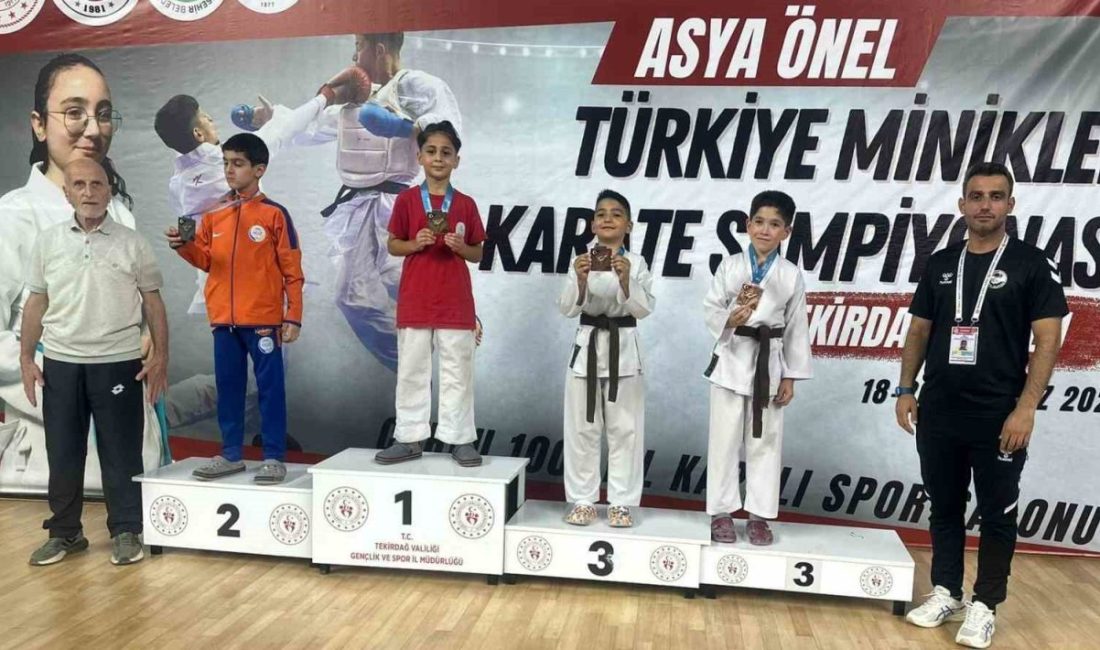 Körfez Gençlerbirliği SK sporcuları, Türkiye Minikler Karate Şampiyonası’ndan şampiyon ve