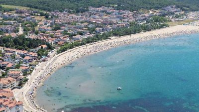 Kocaeli sahillerinde görev yapan cankurtaranlar, bir haftada boğulma tehlikesi geçiren