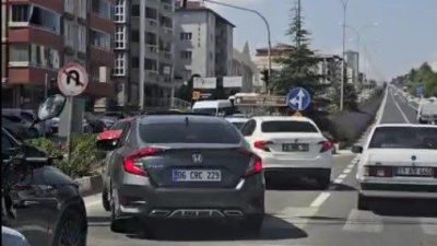 Bilecik’te bir kavşakta kural ihlali yapan sürücülere ceza yağdı. Bilecik