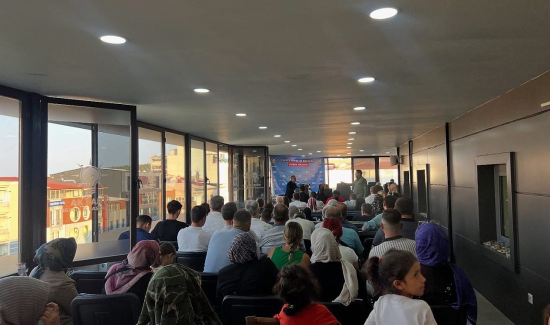 Merkez İlçe Danışma Meclisi’nde teşkilat ruhu öne çıktı AK Parti Bilecik Merkez İlçe Danışma Meclisi, teşkilat mensuplarının yoğun