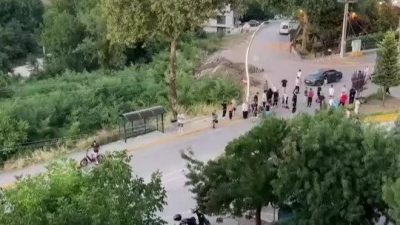 Kocaeli’nin Başiskele ilçesinde motosikletin çarptığı 3 yaşındaki çocuk ağır yaralandı.