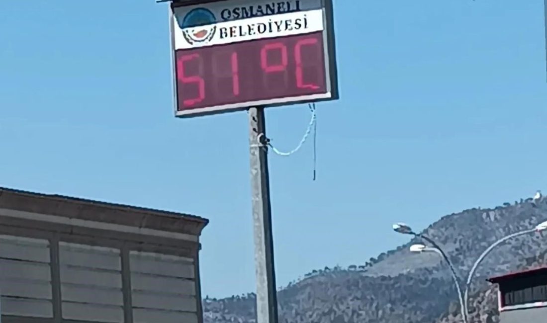 Osmaneli’nde sıcaklık rekoru, termometreler 51 dereceyi gösterdi Bilecik’in Osmaneli ilçesinde hava sıcaklığı 51 dereceye ulaştı. Aşırı sıcaklar