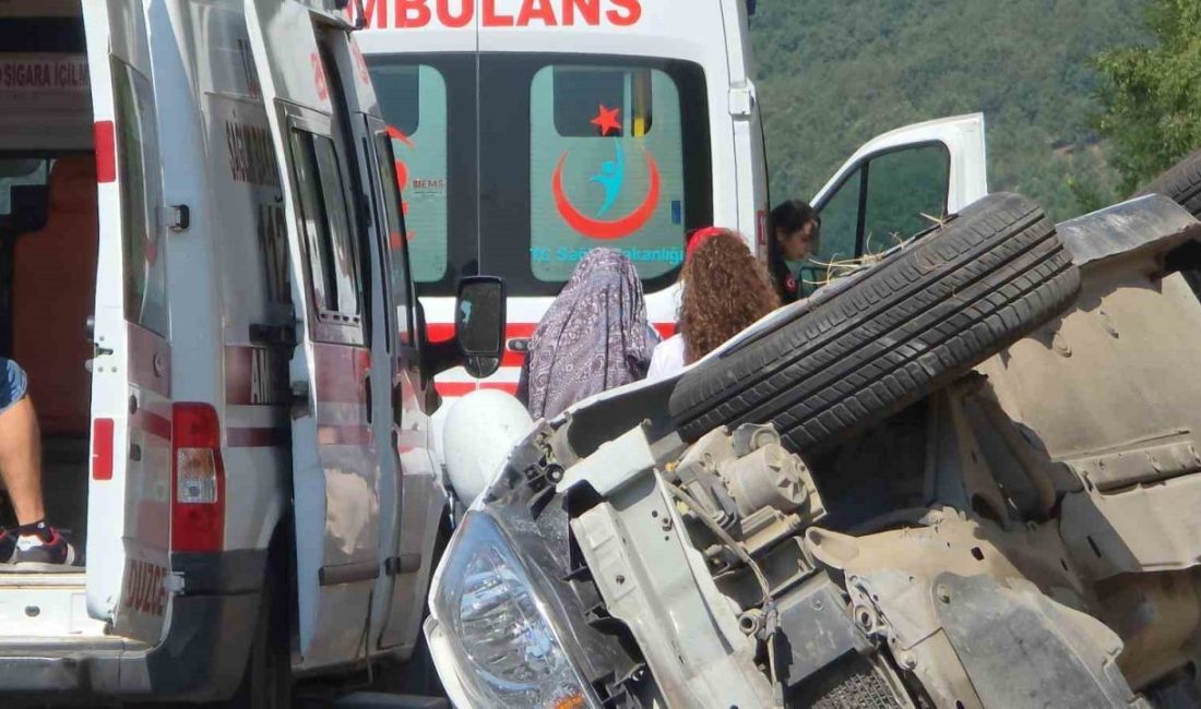 Otoyolda takla atan otomobilde 4 kişi yaralandı DÜZCE (İHA) – Anadolu otoyolu Düzce kesiminde sürücüsünün direksiyon hakimiyetini