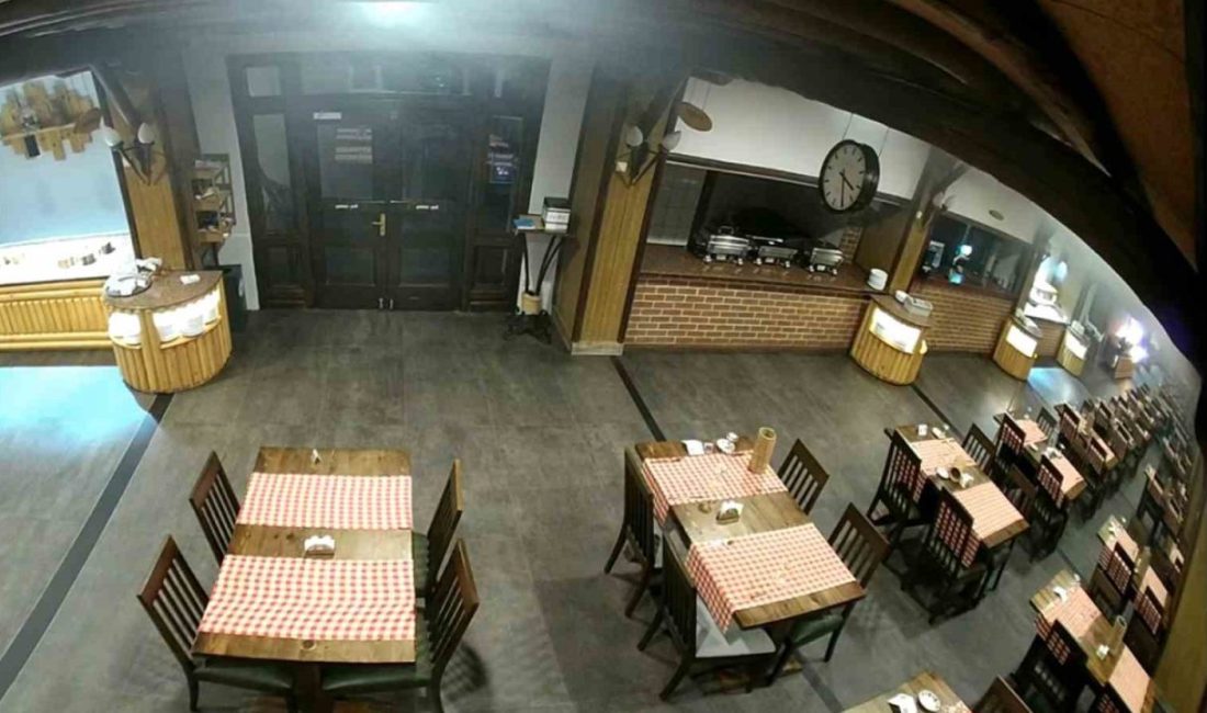 Bolu’da Grand Kartal Otel yangını davasında mahkeme heyeti, güvenlik kamerası
